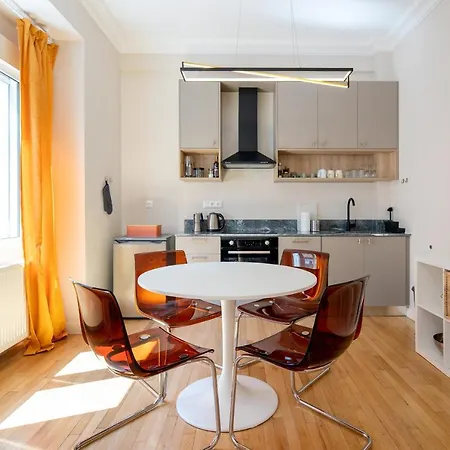Spark 2-bedroom In Apartament