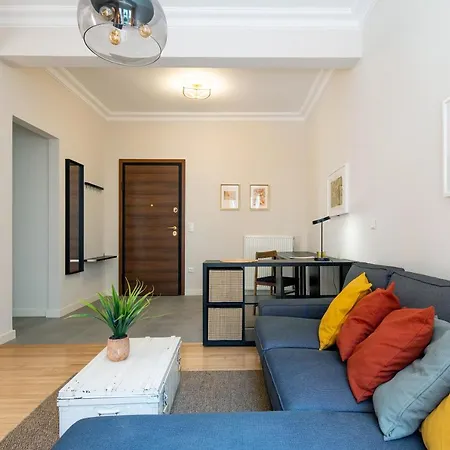 Spark 2-bedroom In *