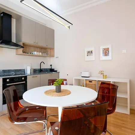 Spark 2-bedroom In Atena